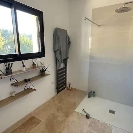 Maison Contemporaine 180m2 Entre Avignon & Nimes Vila Rochefort-du-Gard